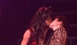 鹿晗爆料接吻视频大全集,甜蜜瞬间大盘点